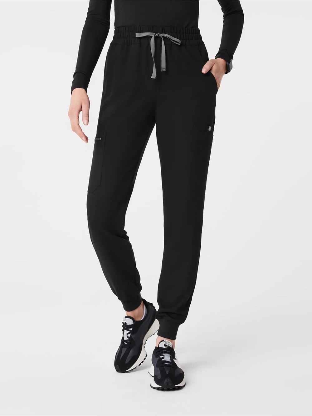 Figs High-Waisted Uman Relaxed Casual Scrub Trousers in Black
